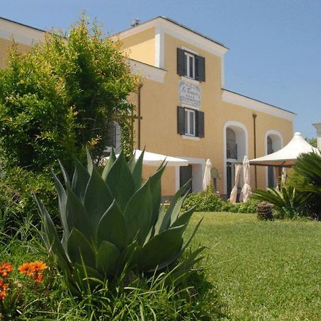 Hotel La Tonnara Procida Esterno foto