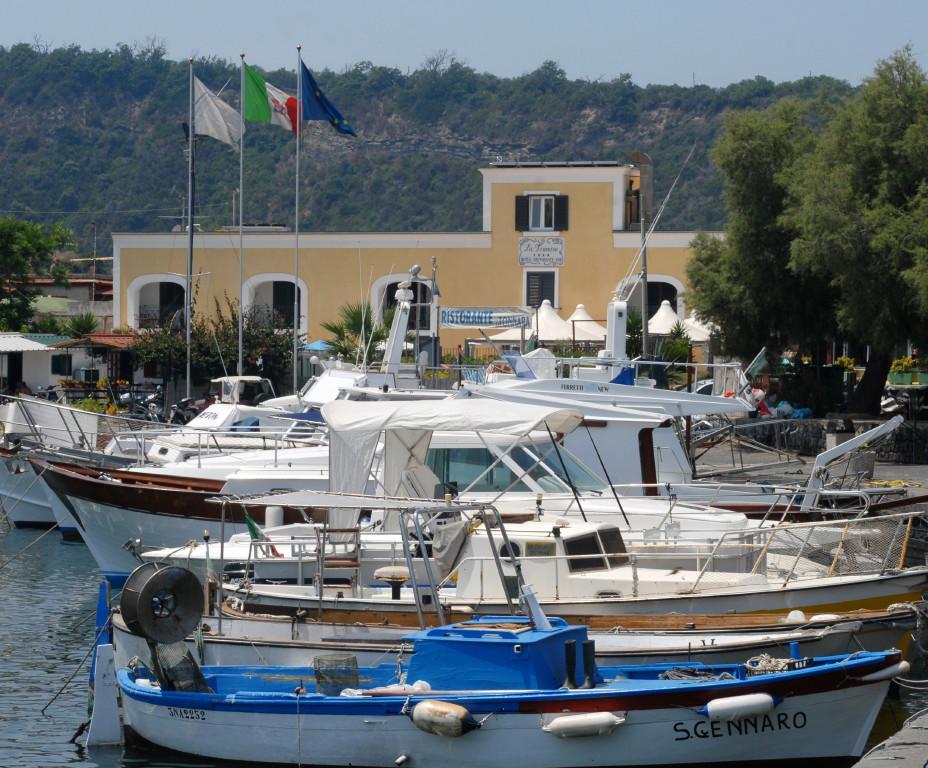Hotel La Tonnara Procida Esterno foto